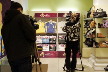 Фото 5 — Какую продукцию с символикой Евро-2012 можно купить в магазинах Украины и сколько она стоит (ФОТО)