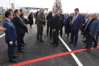 Фото 4 — Вперше з 1998 року: почав працювати збудований з нуля пункт пропуску на кордоні з Румунією