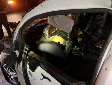 Фото 3 — На Днепропетровщине обломки сбитого дрона упали на авто: два человека погибли (ФОТО)
