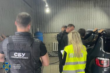 Фото 2 — В Украине разоблачили схему завоза фальшивых лекарств для онкобольных из России через третьи стран (ФОТО)