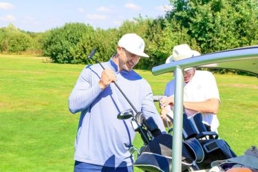 Фото 3 — Ко Дню Независимости дипломаты и бизнес элита сыграли в гольф со звездами спорта