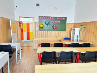 Фото 5 — В Угорщині відкрилась перша двомовна школа для українських дітей