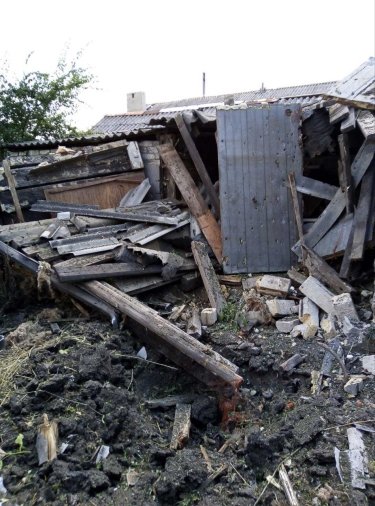 Фото 2 — Россияне повредили дома и детсад, есть пострадавшие: в ОВА рассказали, как прошли сутки в Донецкой области