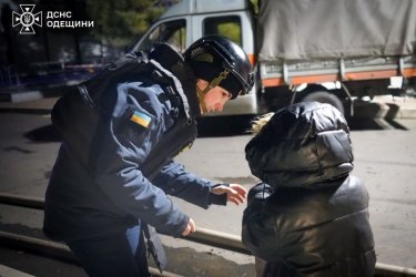 Фото 6 — Атака дронів на Одесу: сотні будинків залишилися без тепла і світла, є постраждалі (ФОТО, ВІДЕО)