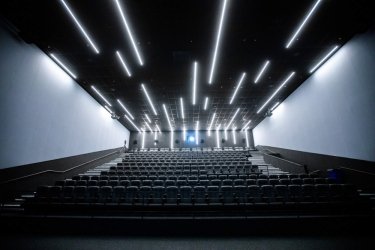 Фото 2 — Multiplex открыл первый в Киеве кинотеатр с 270-градусным панорамным экраном