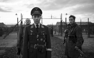 Фото 4 — Быть или казаться: о фильмах Одесского МКФ "Девочка", "Капитан", "Три лица"