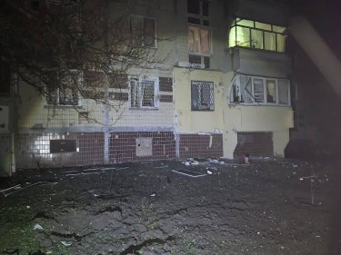 Фото 3 — Росіяни накрили вогнем Нікополь — тридцять будинків зруйновано, троє людей постраждали