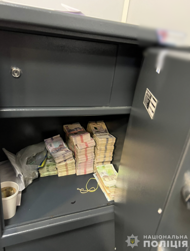 Фото 6 — Вели бизнес под оккупацией и финансировали бюджет РФ: разоблачены экснардеп и его сыновья