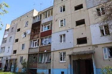 Фото 2 — Російські війська продовжують обстріл Харкова та області: є постраждалі (ФОТО)