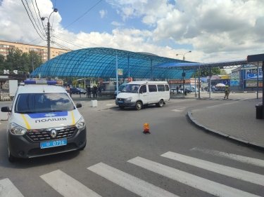 Фото 3 — В шести областных центрах сообщили о минировании вокзалов и рынка (ОБНОВЛЕНО)