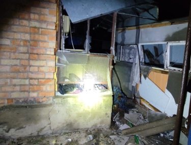 Фото 3 — В Черкасской области обломки дрона повредили дома, в Херсонской области двое погибших: ситуация в регионах