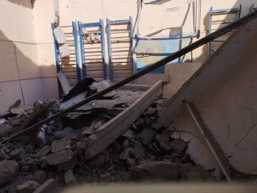 Фото 5 — Оккупанты обстреляли Бериславский район: разрушен сельский лицей, в городе повреждено 15 домов (ФОТО)