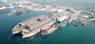 Фото 4 — Забезпечить світлом 1 млн сімей: Україна домовилась з турецькою Karpowership про плавучі електростанції