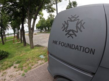 Фото 4 — ВСУ при содействии Генштаба получили от благотворительного фонда MK Foundation 10 автомобилей для выполнения боевых задач