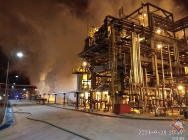 Фото 3 — На белорусском нефтеперерабатывающем заводе произошел пожар (ФОТО, ВИДЕО)
