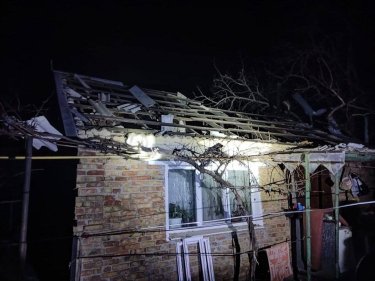 Фото 6 — Армия РФ сбросила авиабомбу на Волчанск и атаковала дронами Днепропетровщину и Николаевщину: какая ситуация в регионах (ФОТО)