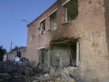 Фото 5 — Взрывы на Днепропетровщине: Россия нанесла ракетные удары по предприятию и домам