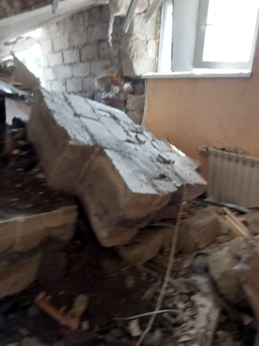 Фото 6 — Обстрел Славянска: под завалами дома погибли двое мужчин (ФОТО)