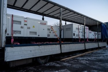 Фото 2 — Казахстан передав Україні генераторів на $500 тис: хто їх отримає