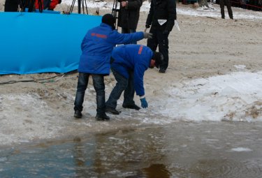 Фото 3 — Итоги дня: Власть отказалась лезть в "прорубь Ющенко"