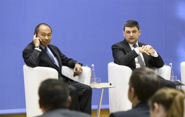 Фото 2 — У нас половина держслужбовців сидить в конкурсних комісіях — заступник секретаря Кабміну