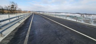 Фото 2 — Відкрито рух по відновленому мосту на "Варшавці" у Житомирській області