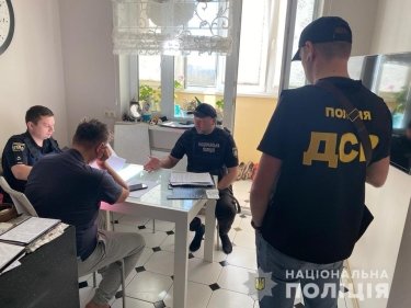 Фото 3 — Екскерівнику банку "Стандарт" повідомили про підозру в розтраті 476 млн гривень