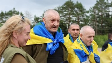 Фото 12 — Відбувся обмін полоненими: більшість воїнів були у полоні з 2022 року (ФОТО)
