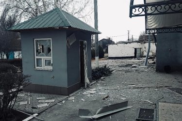 Фото 2 — Армия РФ нанесла удар по пожарной части в Херсоне