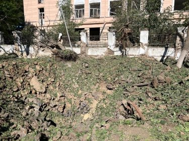 Фото 16 — В Николаеве под российский обстрел снова попало троллейбусное депо (ФОТО, ВИДЕО)
