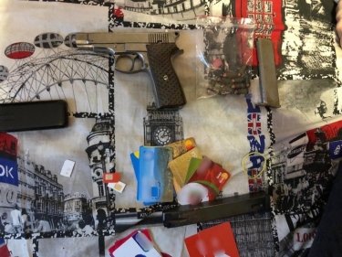 Фото 4 — В Днепропетровской области мошенники по "программе лояльности" обналичили 2 млн грн (ФОТО)