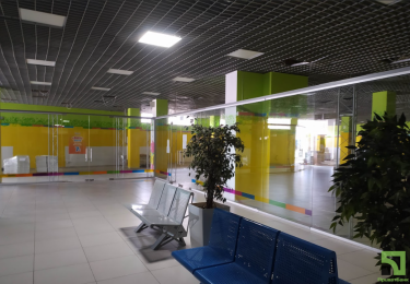 Фото 9 — В Дніпрі виставили на аукціон один з найбільших ТЦ міста