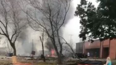 Фото 2 — В США разбился самолет: есть погибшие и раненые (ФОТО, ВИДЕО)