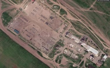 Фото 9 — Украинские журналисты опубликовали спутниковые снимки военных баз России на Донбассе