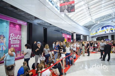Фото 5 — Первый пошел: как флагманский магазин H&M в Lavina Mall открывали — фото