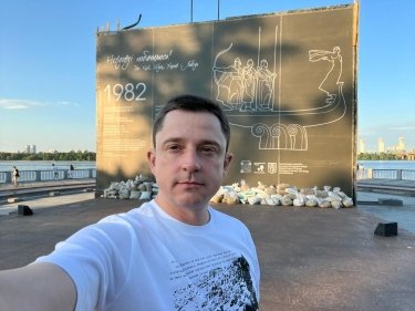 Фото 8 — Гуманітарні ініціативи та дрони для ЗСУ: як народні депутати допомагають громадянам та армії перемогти