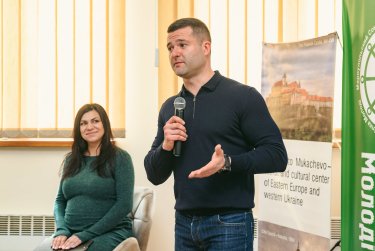 Фото 52 — В переполненном переселенцами Мукачево открыли хаб для их интеграции в общину (ФОТО)