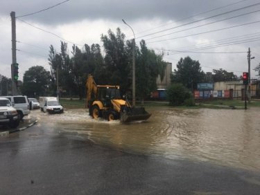 Фото 20 — Оккупированную Керчь снова подтопило из-за ливня (ФОТО, ВИДЕО)