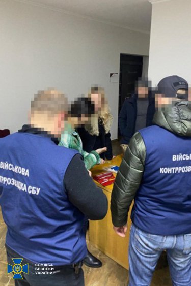 Фото 6 — От $2 до 13,5 тысячи: в Украине ликвидировали 14 новых схем для нелегального выезда за границу