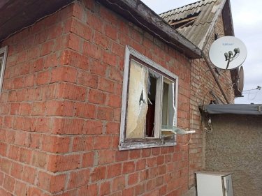 Фото 3 — Армия РФ атаковала Днепропетровскую область. Есть пострадавшие и разрушения (ФОТО)