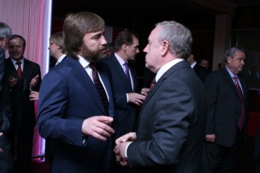 Фото 3 — Кто поздравил Рината Ахметова с 10-летием СКМ