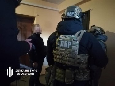 Фото 5 — Шахраї у змові з податківцями ошукали підприємства на понад 70 млн грн, видаючи себе за агротрейдерів