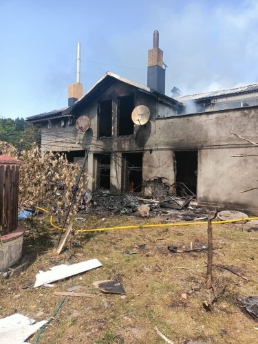 Фото 5 — В Ивано-Франковской области самолет упал на жилой дом: погибли пилот и трое хасидов из США