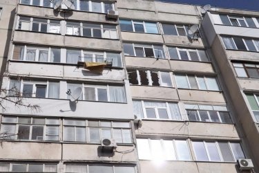 Фото 2 — В многоэтажке Бердянска прогремел взрыв, погибли двое мужчин (ФОТО)