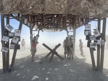 Фото 5 — "Храм ежа" и "Феникс": на фестивале Burning Man представили две инсталляции от Украины (ФОТО/ВИДЕО)