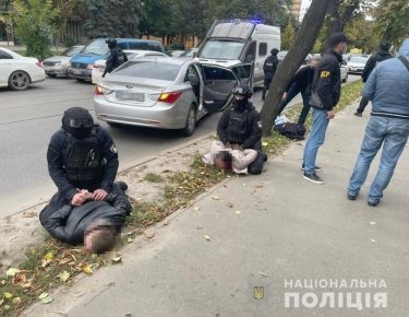 Фото 2 — В Харькове задержали четырех бандитов, похищавших людей ради жилья (ФОТО, ВИДЕО)