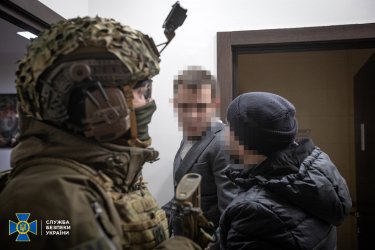 Фото 4 — Украли почти 100 млн грн со счетов жителей Мариуполя: СБУ разоблачила группу мошенников (ФОТО, ВИДЕО)