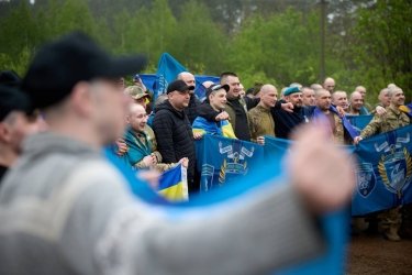 Фото 8 — Україна та Росія почали обмін полоненими "1000 на 1000": додому повернулися 205 військових