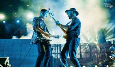 Фото 13 — В этом году было как никогда много зарубежных туристов — Роман Тугашев, "Белые ночи"