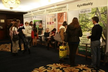 Фото 25 — На CSR MarketPlace топы дискутировали о КСО, а посетители голосовали за лучший стенд